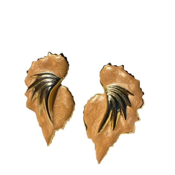 80S PEACH / GOLD EARRINGS - Picture 2 of 3